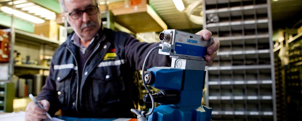 hydraulic presses aem3