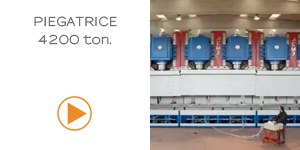 pressa piegatrice 4200 ton.