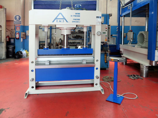pressa manutenzione - AEM3